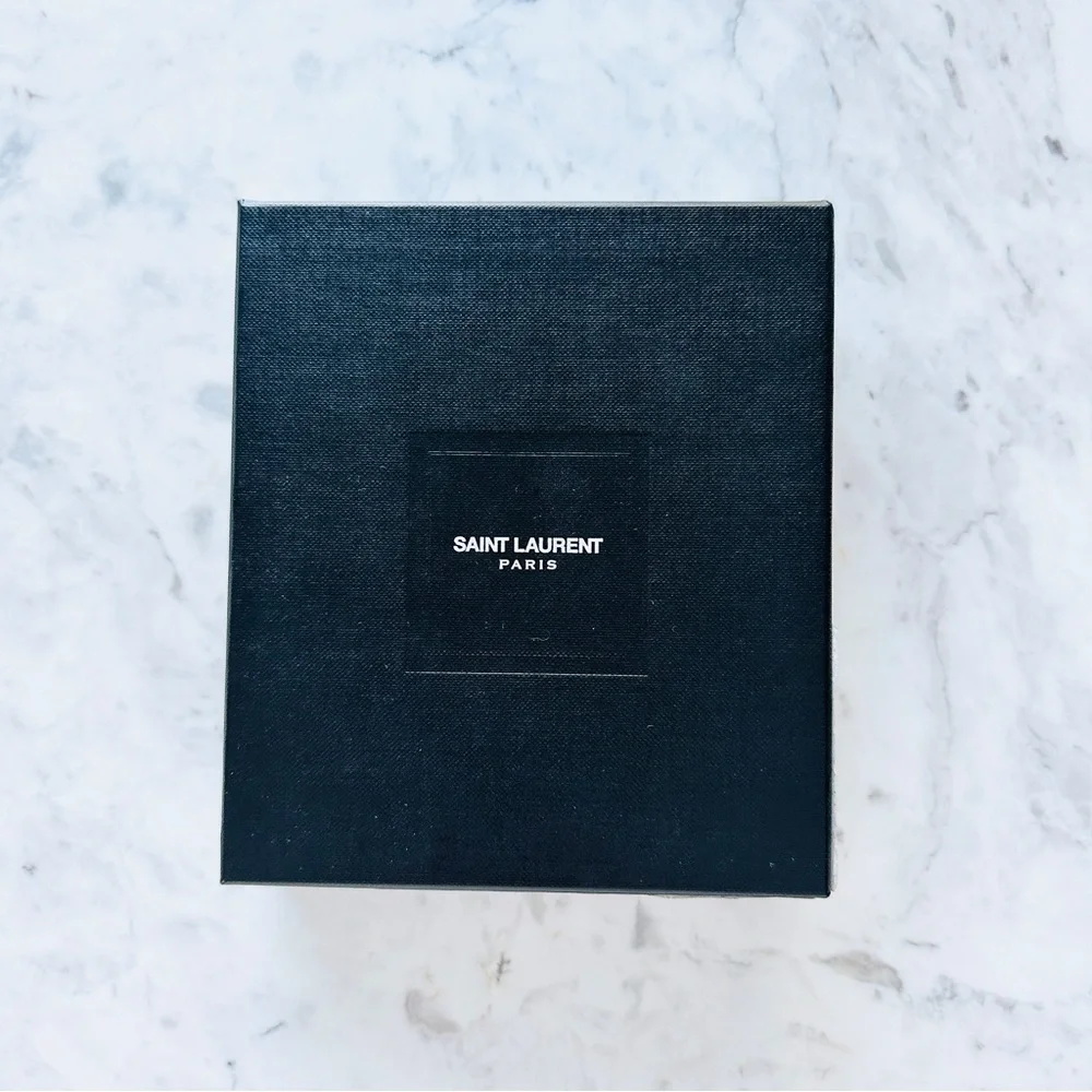 SAINT LAURENT Paris Zipped Credit Card Case in Acapulco Nude Shiny Leather - Picture 15 of 15